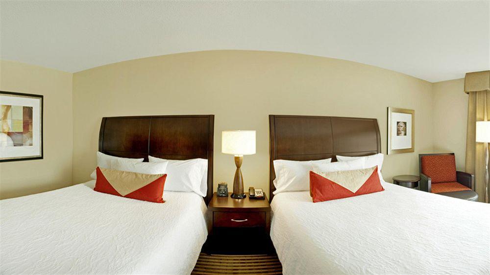 Hilton Garden Inn Atlanta Airport North College Park Exterior foto