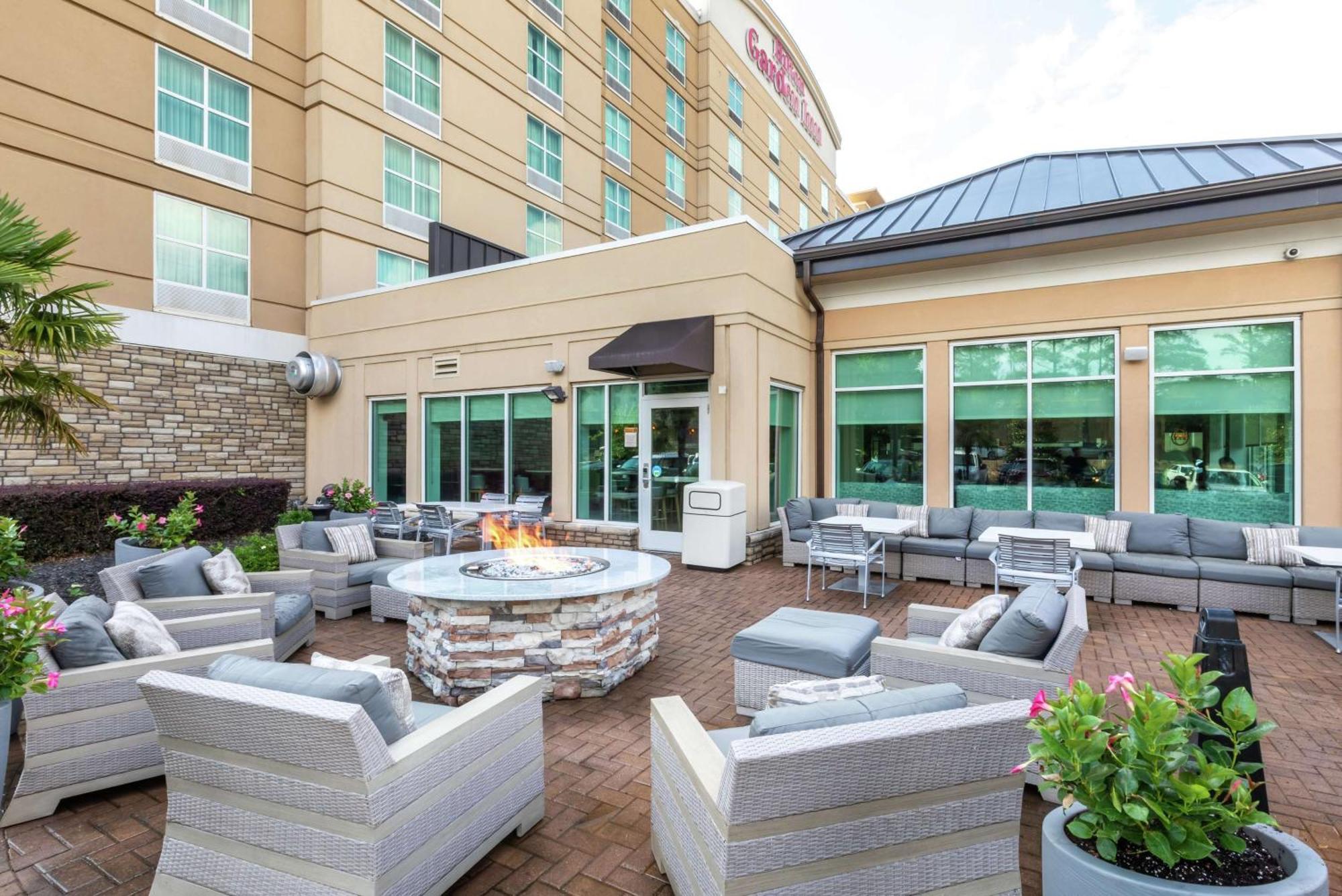 Hilton Garden Inn Atlanta Airport North College Park Exterior foto